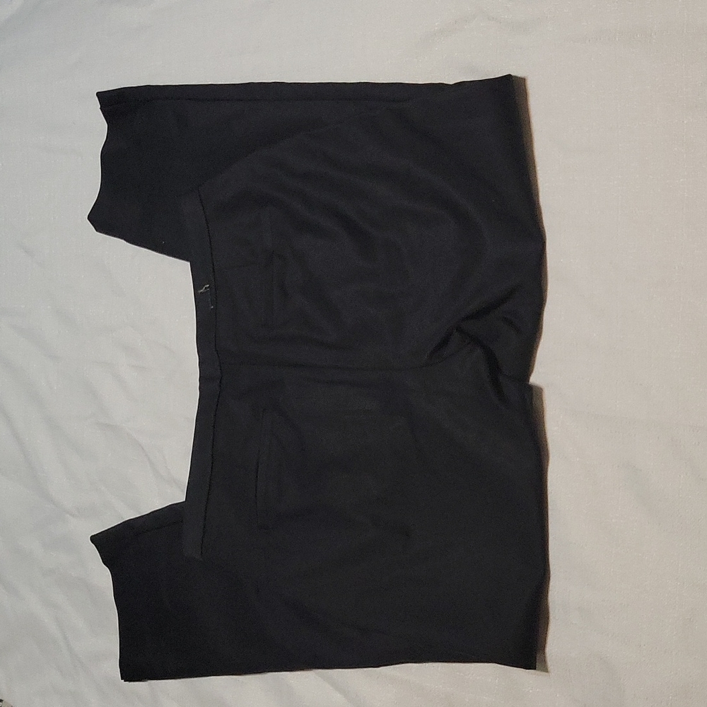 Aritzia Babaton black straight leg trouser pant size 4 - Picture 6 of 10